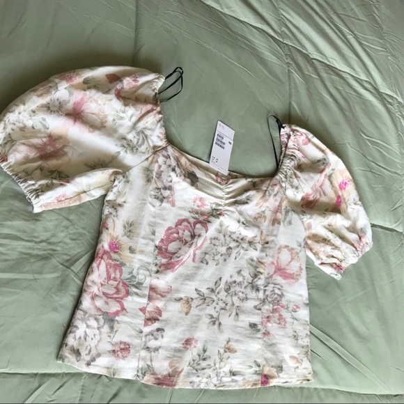 H&M off the shoulder Summer flower Top☺️🌸 - Picture 3 of 7